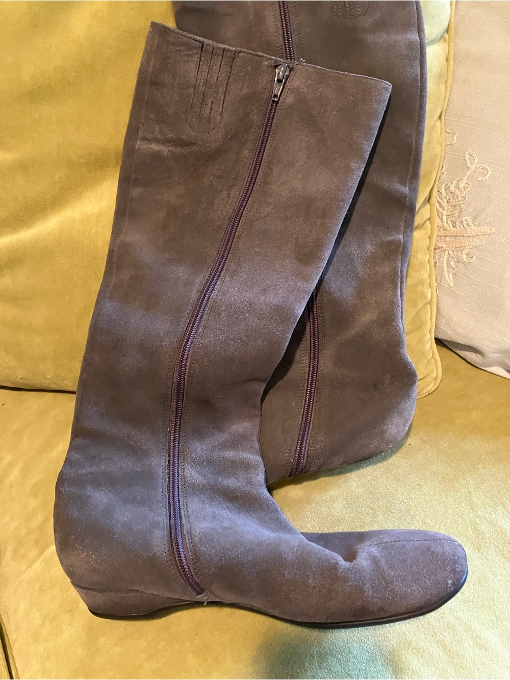 AEROSOLES Women's Knee High Suede Boots in  Grey